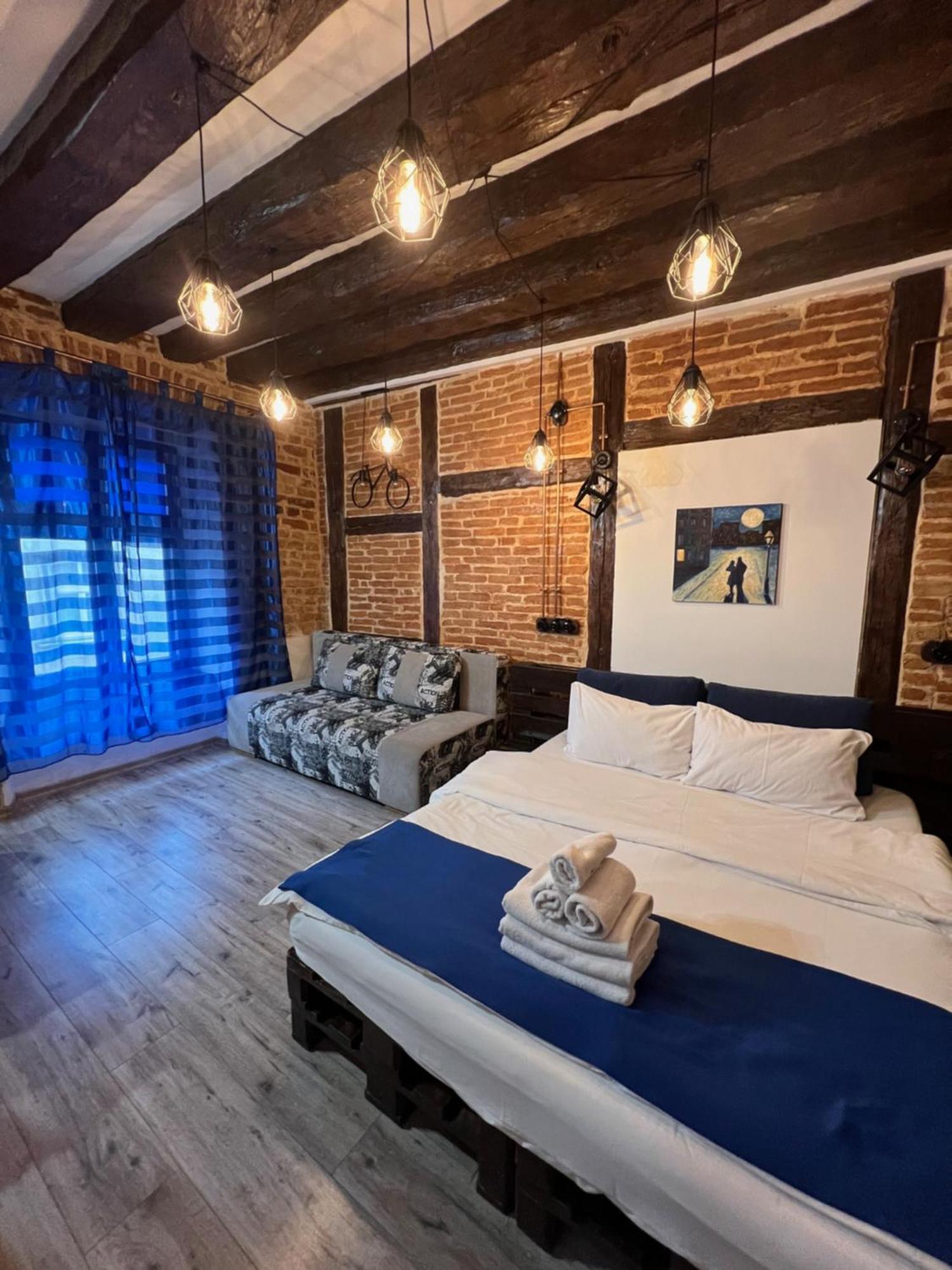 Apartamento Cozy Loft В Самому Центрі Львова Exterior foto